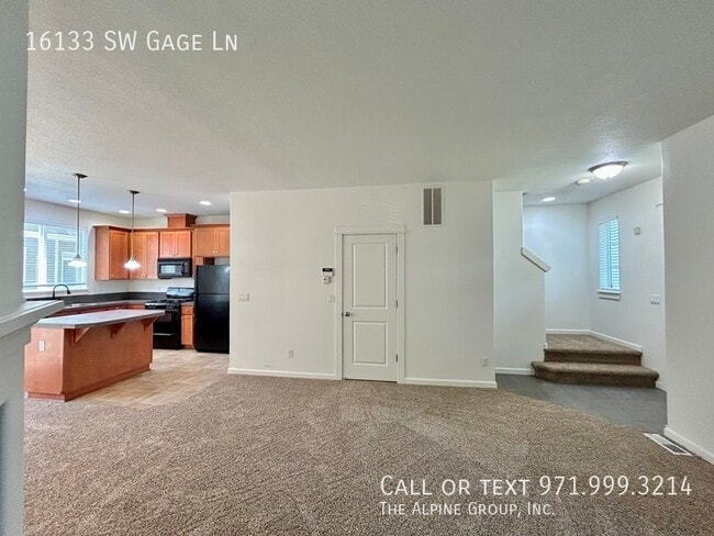 Building Photo - 16133 SW Gage Ln