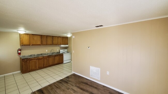 Building Photo - 2610 Hardin Combee Rd