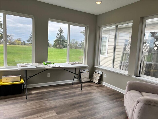 Building Photo - 7303 Fir Ln N