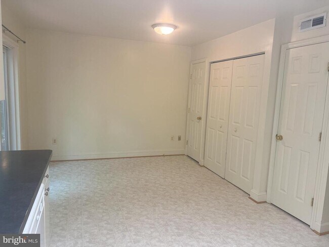 Building Photo - 3210 Liberty Rd