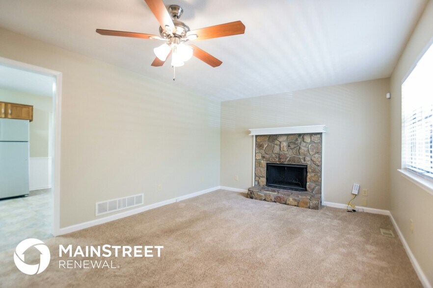 Building Photo - 281 Bakers Bridge Cir