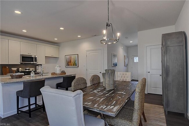 Building Photo - Three Bedroom Available