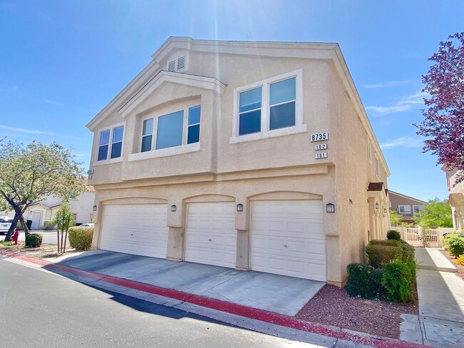 Primary Photo - CHARMING 2 BEDROOM, 2 BATH CONDO WITH STYL...