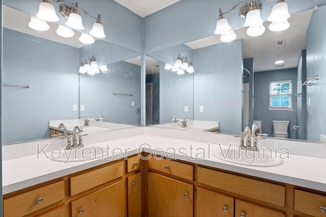 Building Photo - 16309 Smithfield Heights Dr
