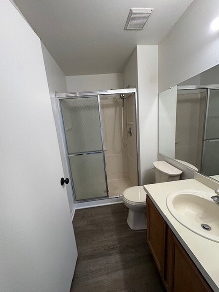 Building Photo - 2903B Auburn Ct