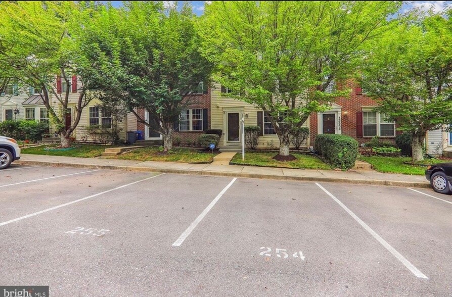Building Photo - 13652 Palmetto Cir