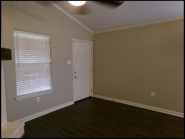 Building Photo - 20 Wagon Wheel Ct