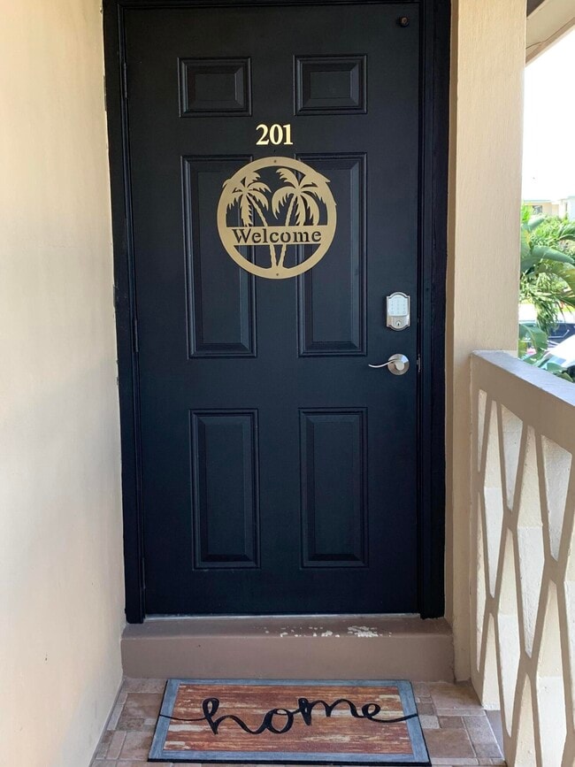 Building Photo - 3208 SE 11th St