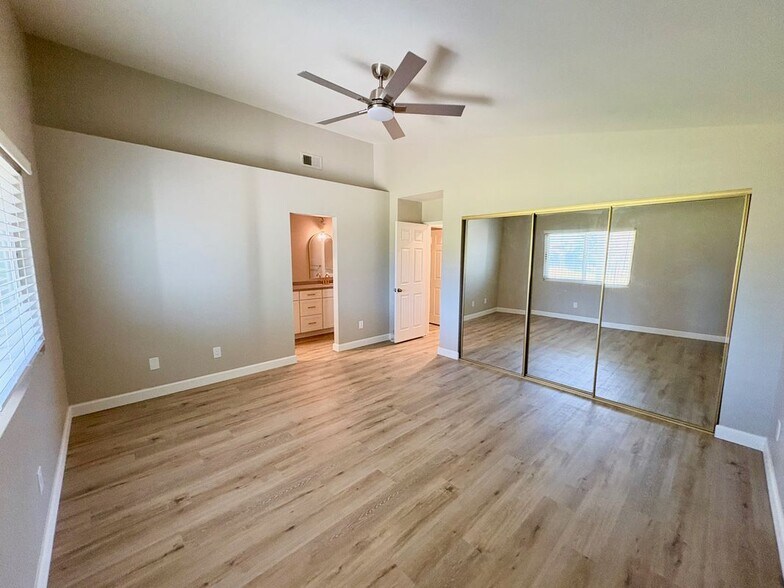 Building Photo - 612 Maybritt Cir