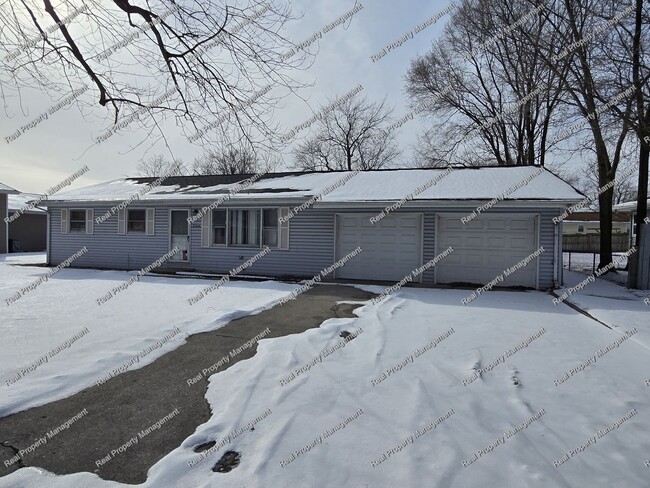 Primary Photo - Three Bedroom Ranch w/ Oversized Garage