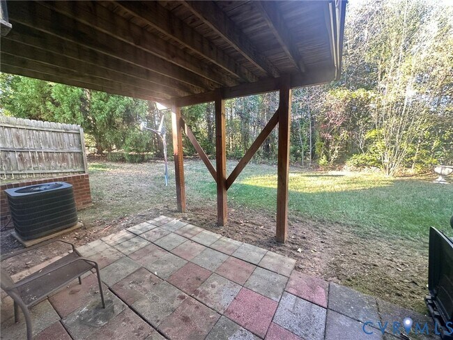 Building Photo - 11465 Abbots Cross Ln