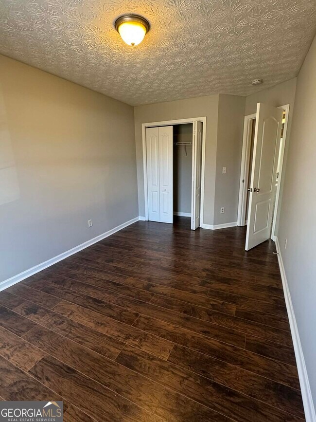 Building Photo - 705 Magnolia Gardens Walk