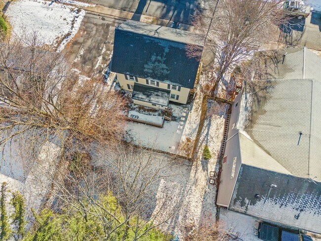 Building Photo - 78 Essex St