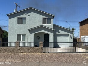 Building Photo - 1714 S 5th St