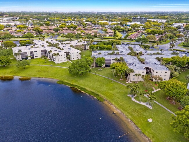 Building Photo - 5310 Las Verdes Cir