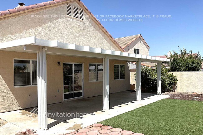 Building Photo - 627 Zalataia Way