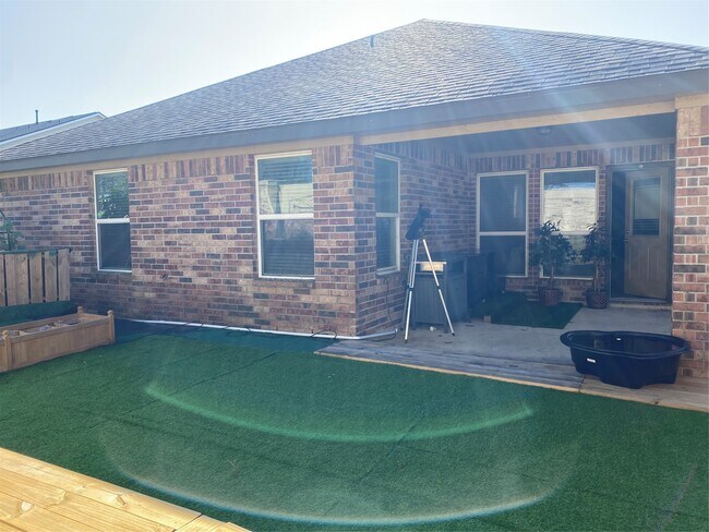 Building Photo - 18318 Mossy Creek Ln