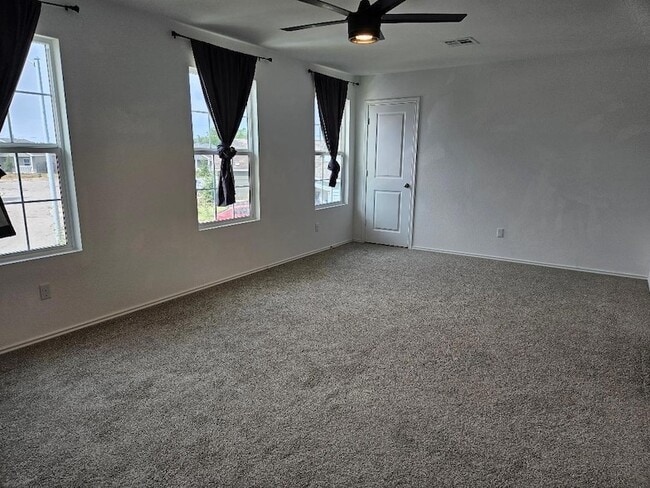Building Photo - 17721 Somerville Ct