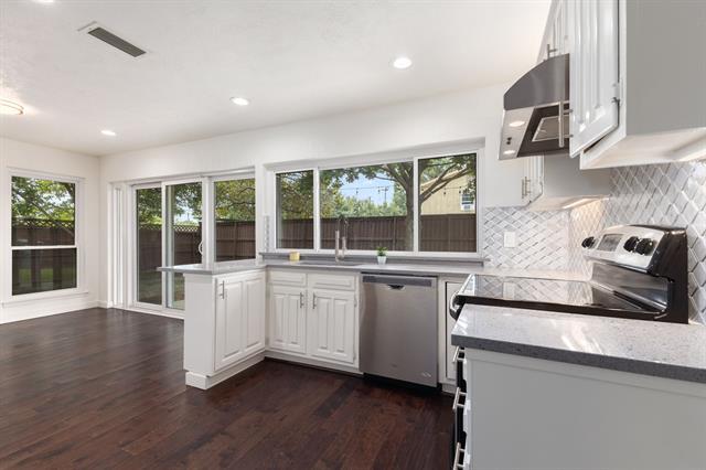 Building Photo - 15751 Mapleview Cir