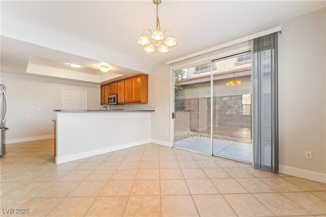 Building Photo - 1242 La Ballena Trail