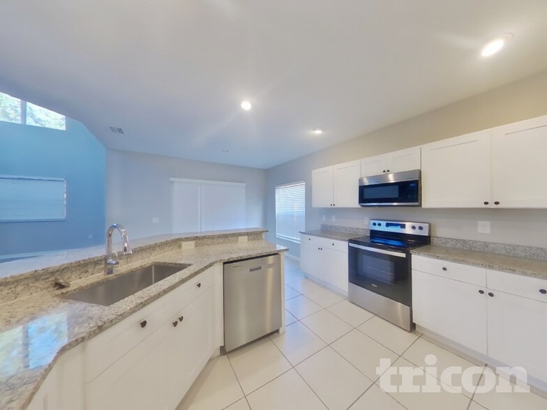 Building Photo - 1438 Delano Trent St