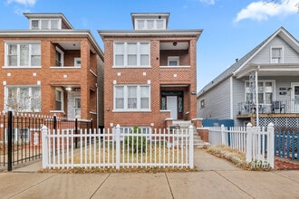 Building Photo - 4234 S Washtenaw Ave.