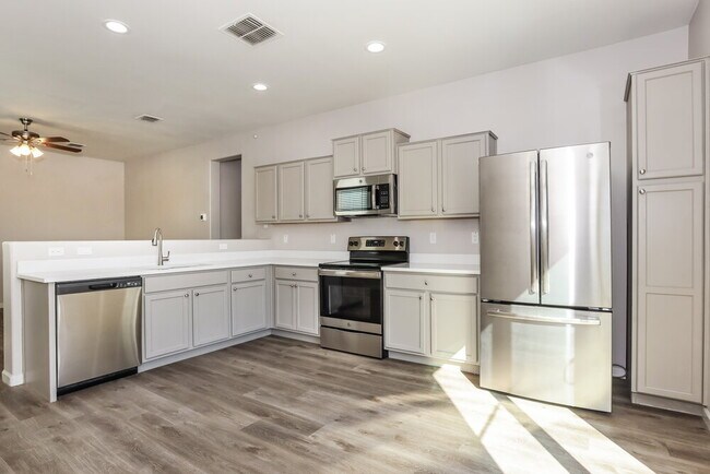 Building Photo - 4845 S 243rd Dr