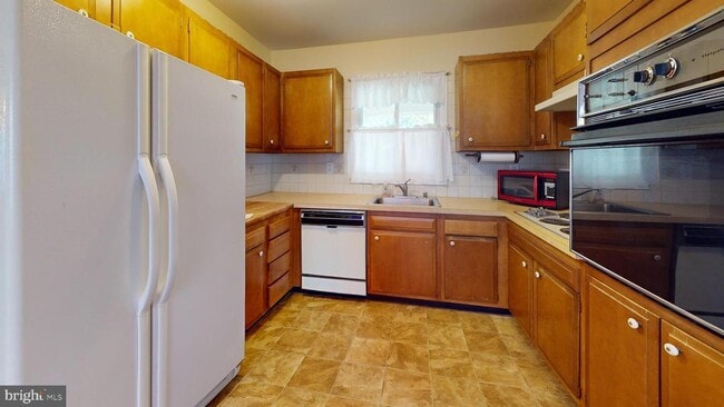 Building Photo - 13200 Ithan Ln