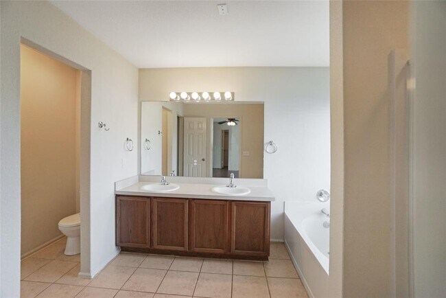 Building Photo - 14400 Martial Eagle Dr