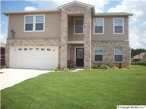 Building Photo - Move-In Ready!!! $500 Off 1st Month with 15-Month Lease!!! Magnificent 3-Bedroom Home in Madison