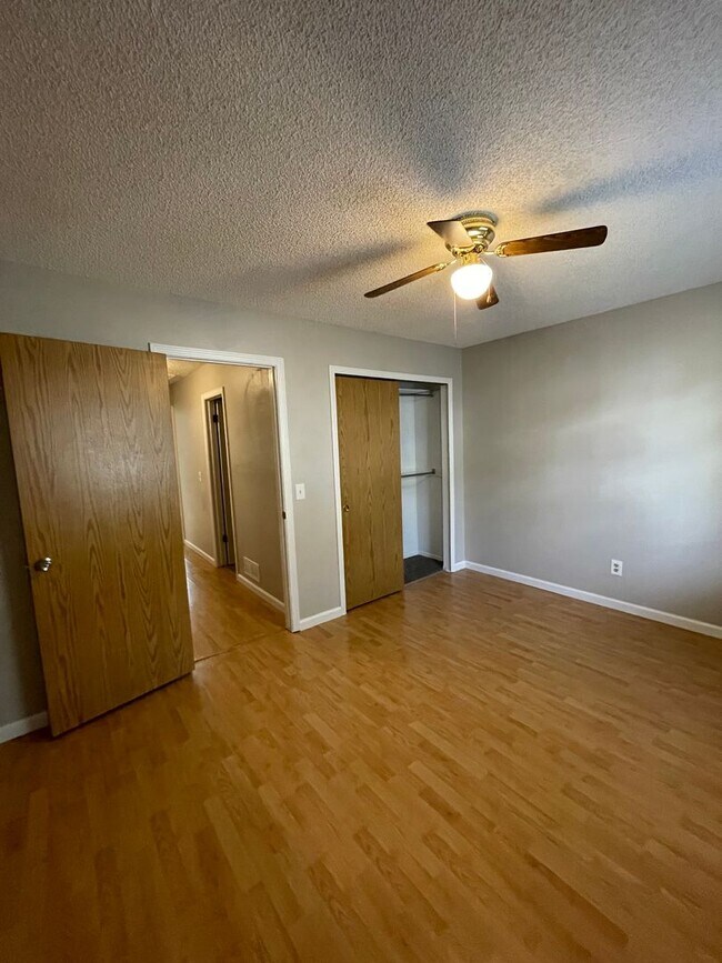 Building Photo - Charming 3-Bedroom Home in Victoria Place neighborhood! MOVE IN SPECIAL!!