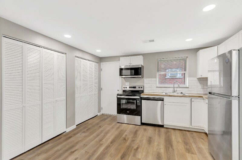 Building Photo - 6630 Twinridge Ln