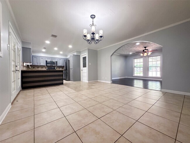 Building Photo - 17706 Wild Oak Dr