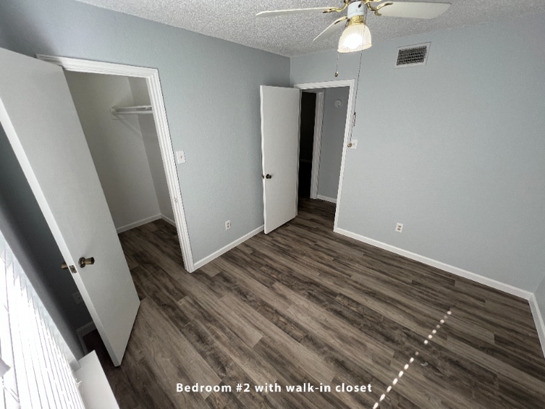 Building Photo - 3738 Hulen Park Cir