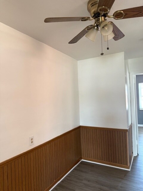 Building Photo - 4036 Homelawn Ave