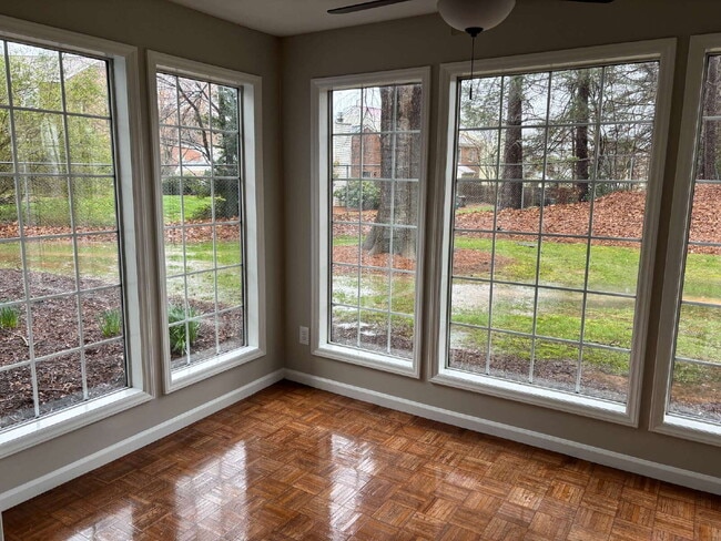 Building Photo - 617 Balfour Rd