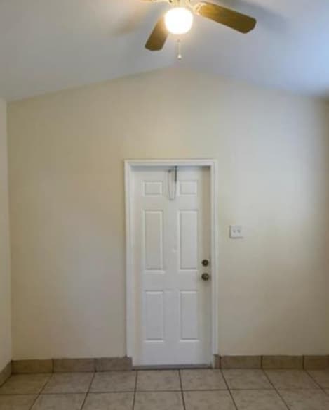 Building Photo - 470 NE 162nd St