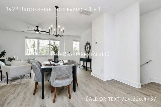 Building Photo - 3422 Brookshire Blvd