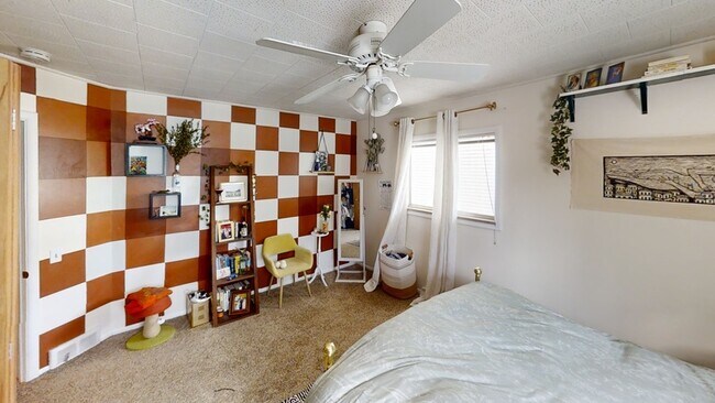 Building Photo - 1003 S 7th St