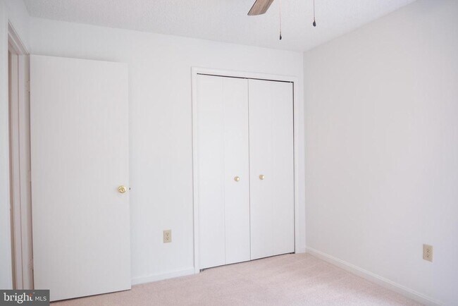 Building Photo - 6941 Mary Caroline Cir