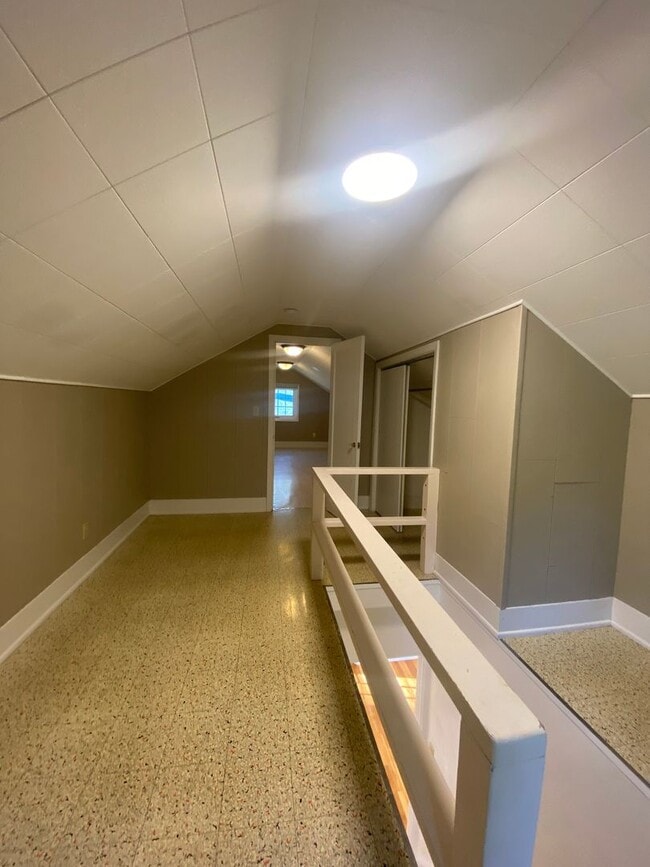 Building Photo - Perry District Gem – Move-In Ready 3 plus Bed / 2 Bath Brick Home with Finished Basement & 2-Car ...