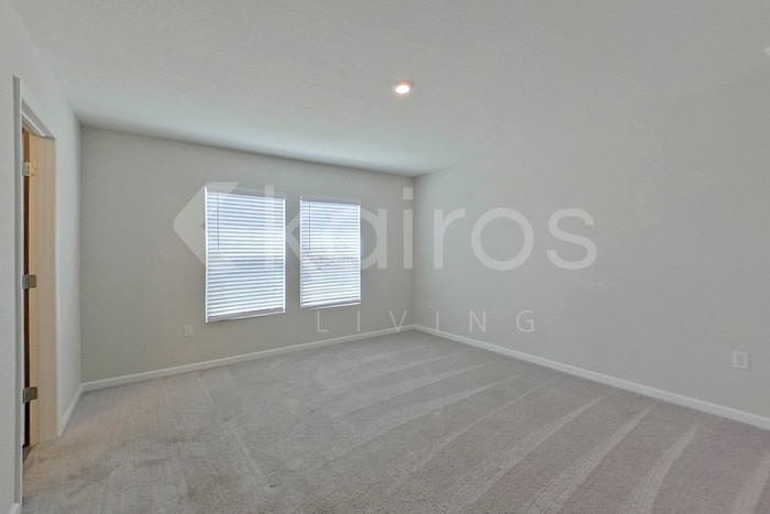 Building Photo - 1802 Nebraska Loop