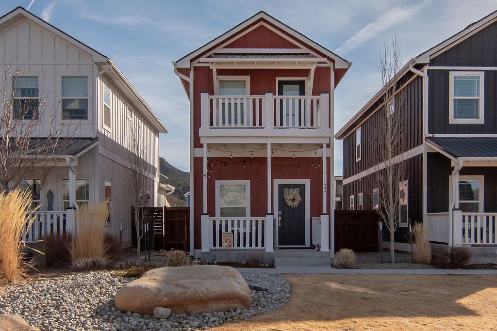 Building Photo - 120 Barnwood Cir