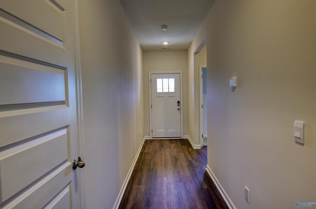 Building Photo - 3404 Feldspar Dr SW