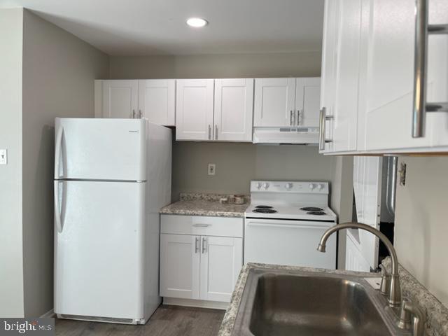 Building Photo - 538 Daisy Dr