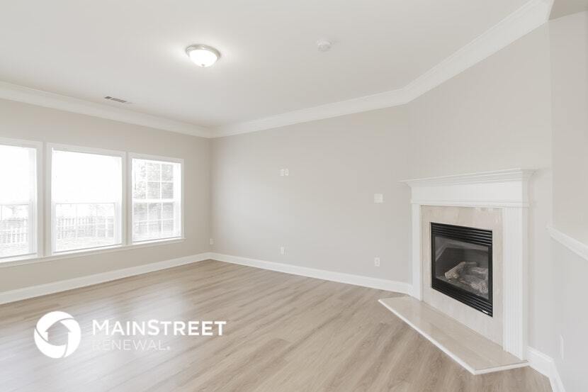 Building Photo - 12930 Tahoe Dr