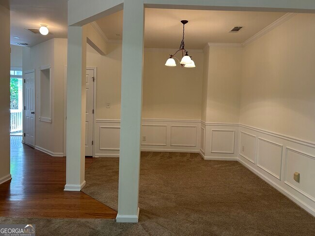 Building Photo - 2683 Winslow Ridge Dr NE