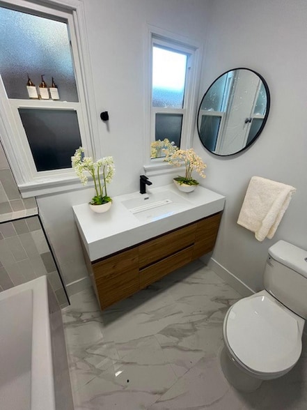 Building Photo - 1936 Magnolia Ave