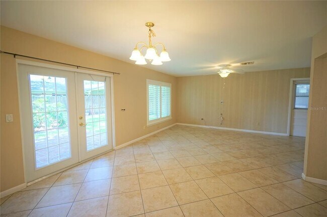 Building Photo - 3306 Lacewood Rd