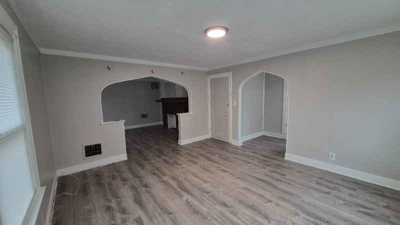 Building Photo - 2028 Revere Ave